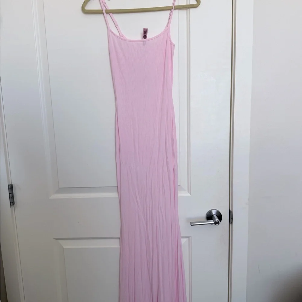 SKIMS Soft Lounge Pink Maxi Dress - Picture 2 of 4